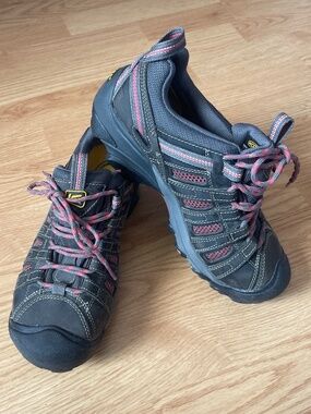 Keen Utility Flint Low Steel Safety Toe Hiker Work Shoes Size 8M